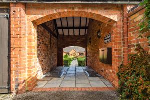 Photo 9- click for photo gallery